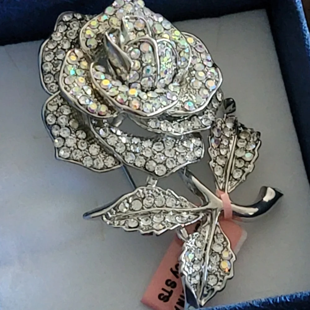 Chrome Silver Rose Crystal Color Accent Stones Flower Pin Brooch NWT